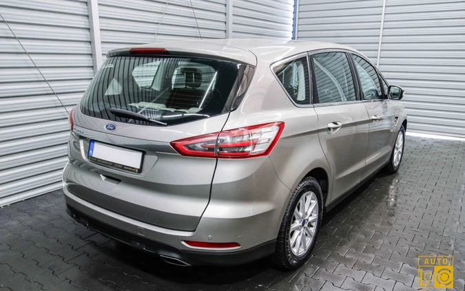Ford S-Max cena 58999 przebieg: 239000, rok produkcji 2017 z Kielce małe 742